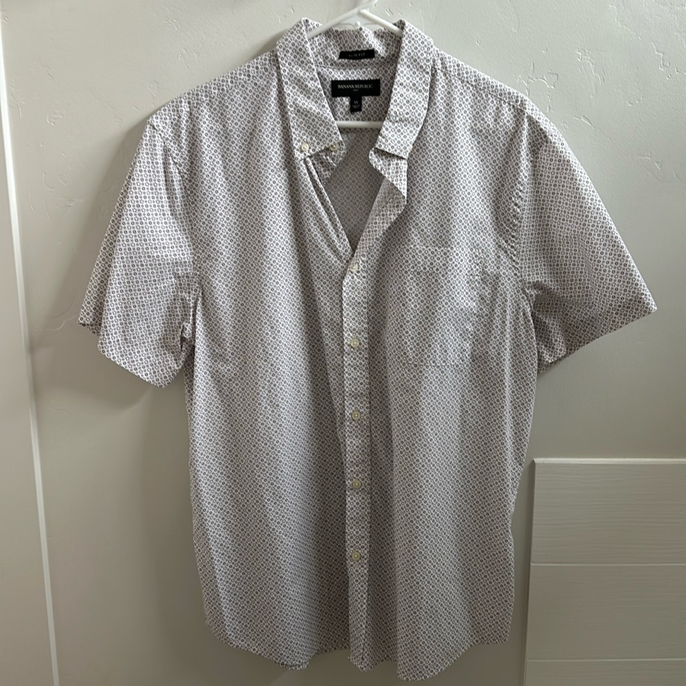 NWOT Banana Republic Shirt